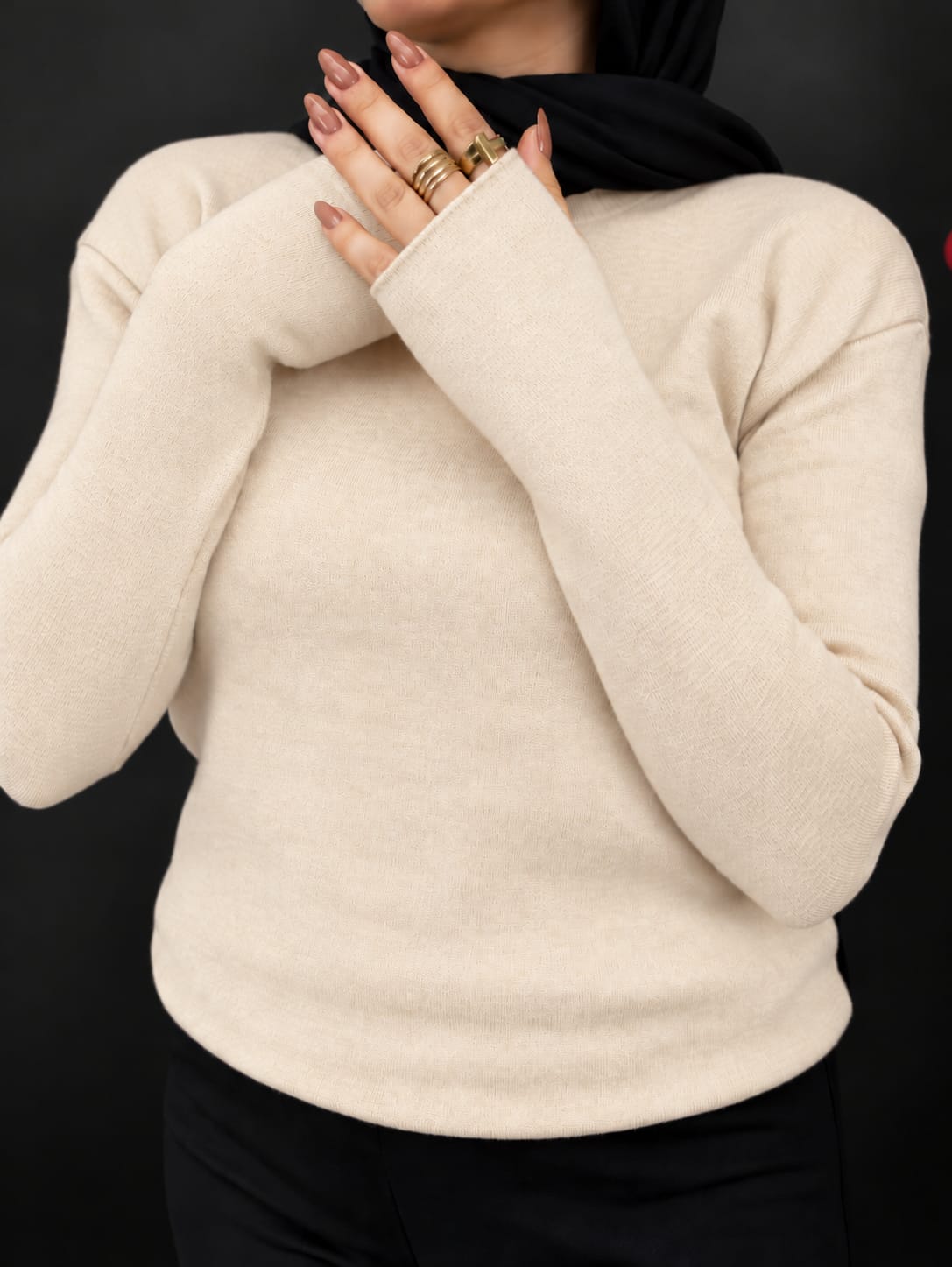 Thumbhole sweater