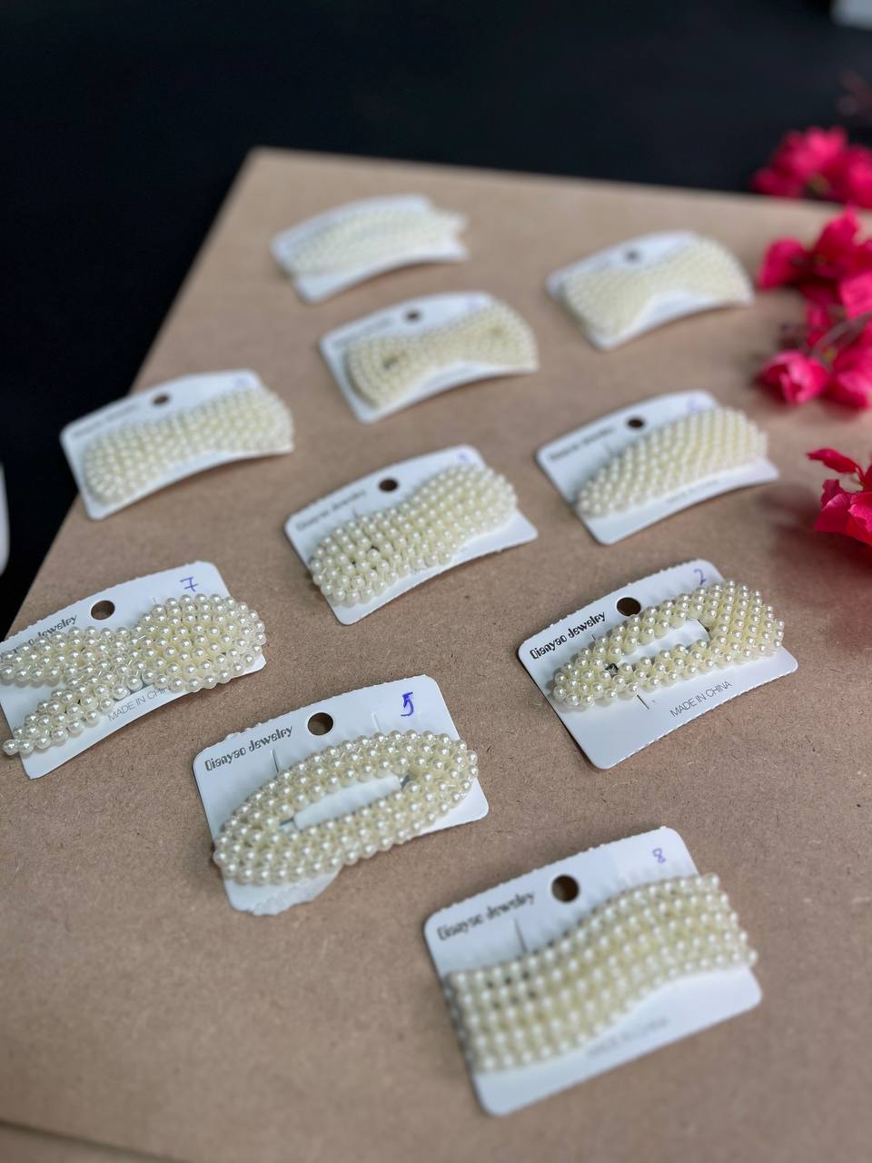 Pearl hair clips