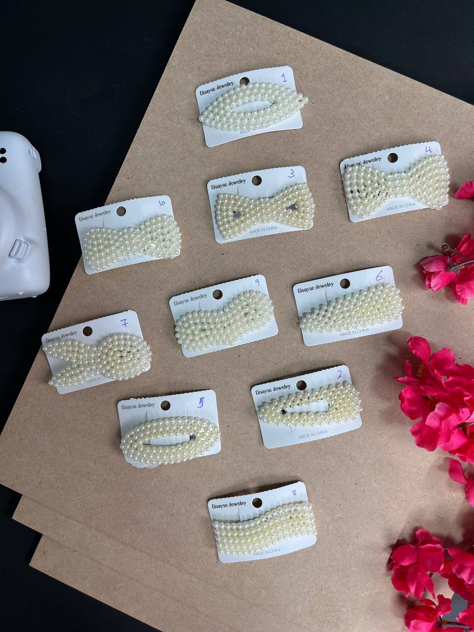 Pearl hair clips