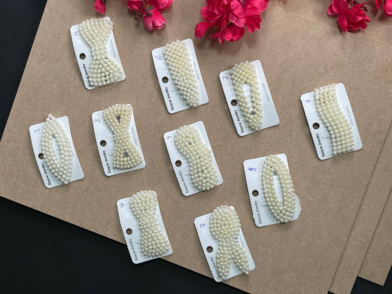 Pearl hair clips