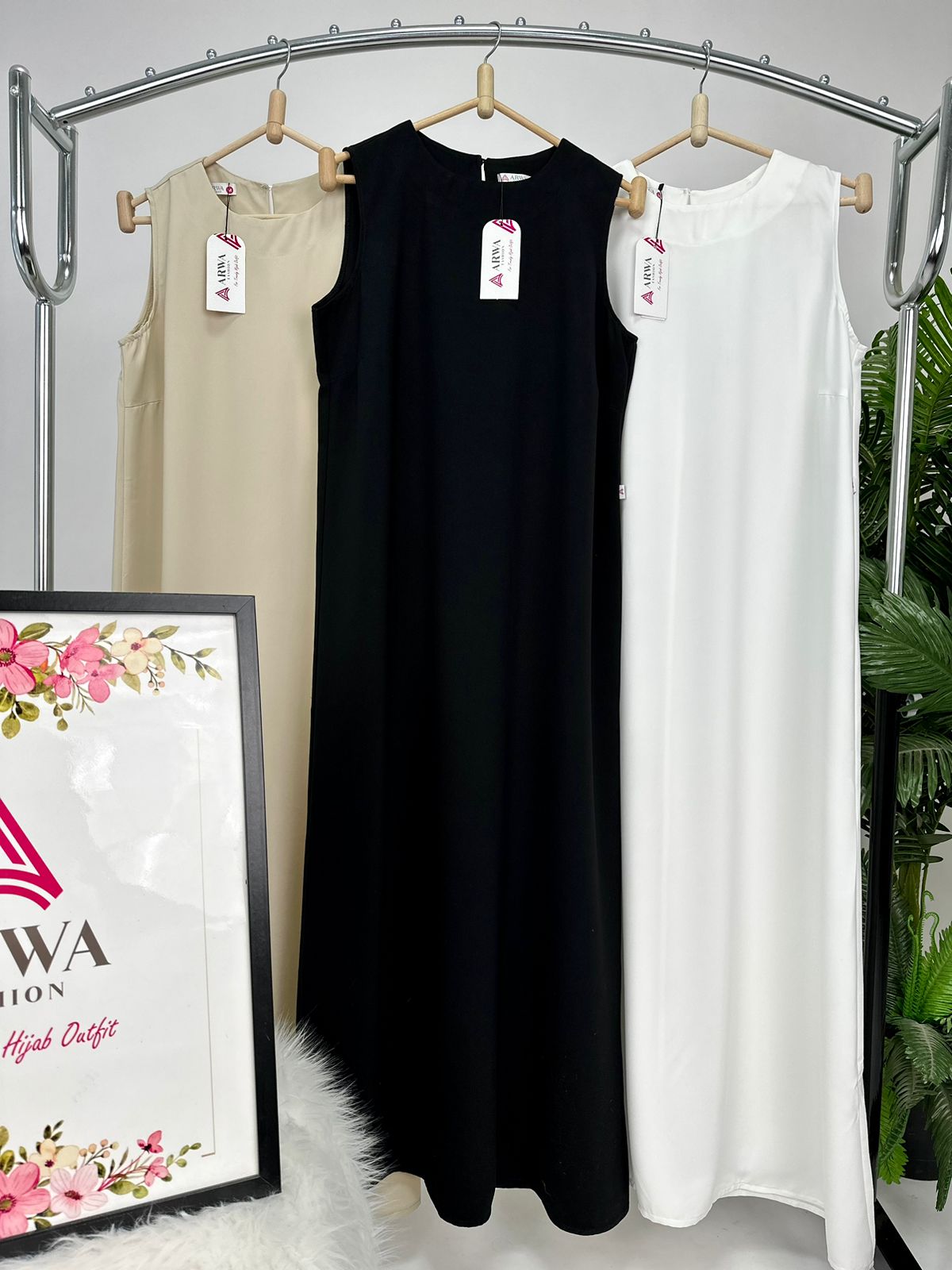 Concord Cut Basic Dress
