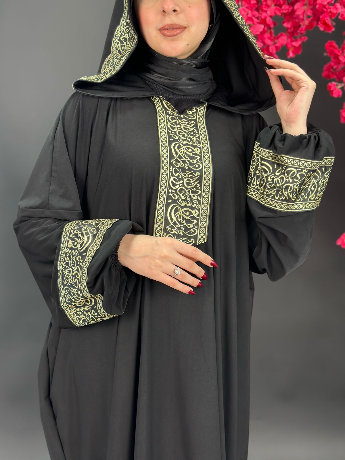 Arabic isdal with hoodie