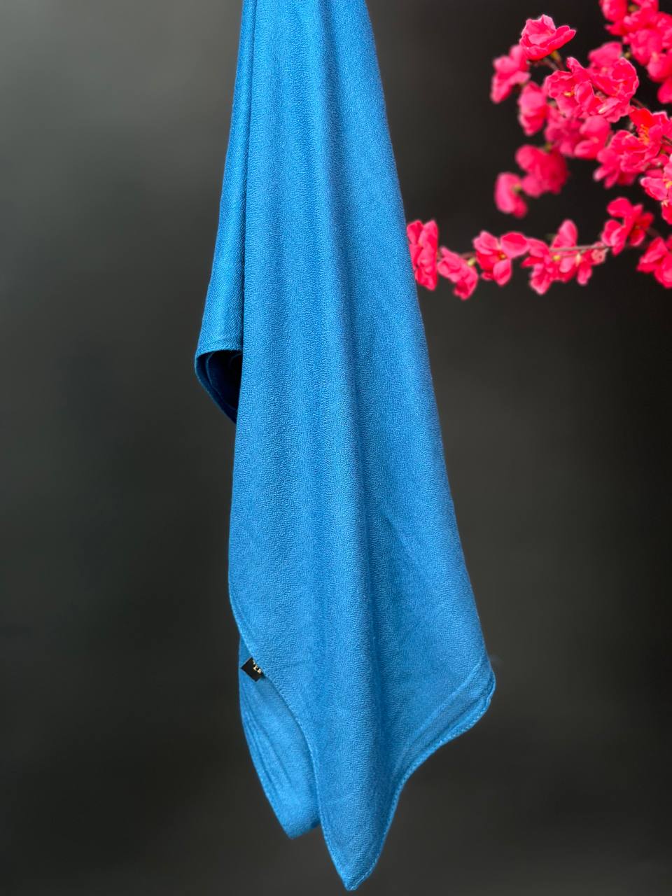 Elegance Modal scarf