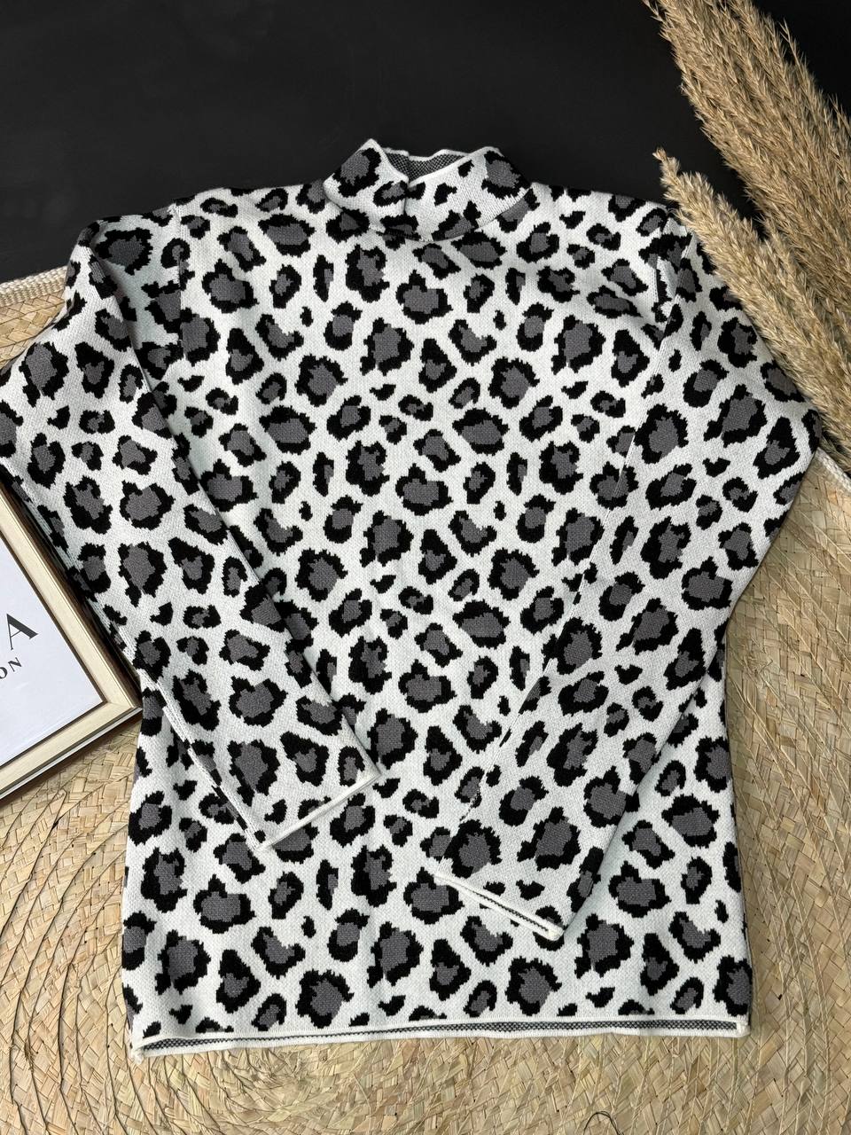 Tiger pullover basic