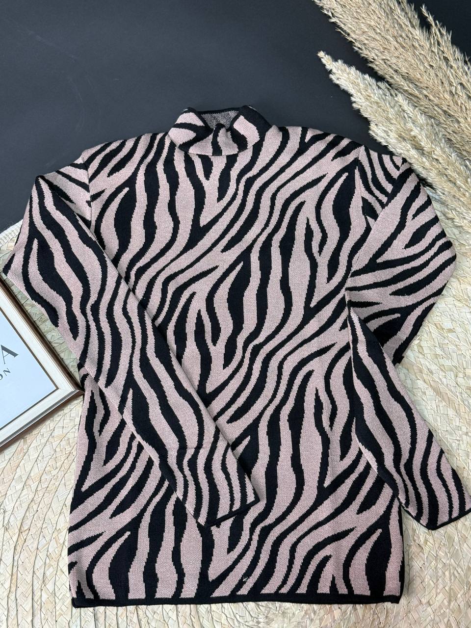 Zebra pullover basic