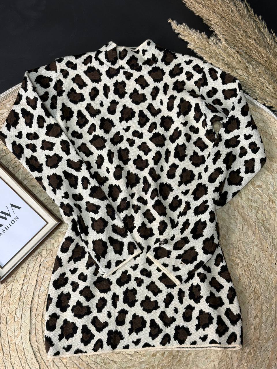 Tiger pullover basic