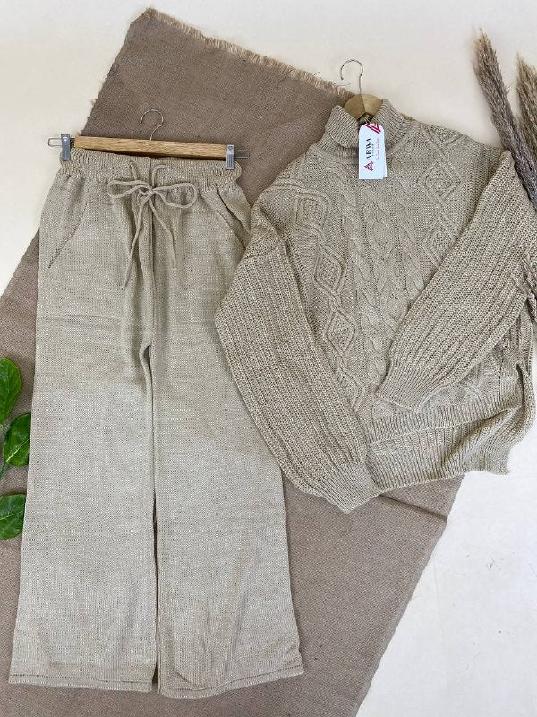 High Neck Suit Plait