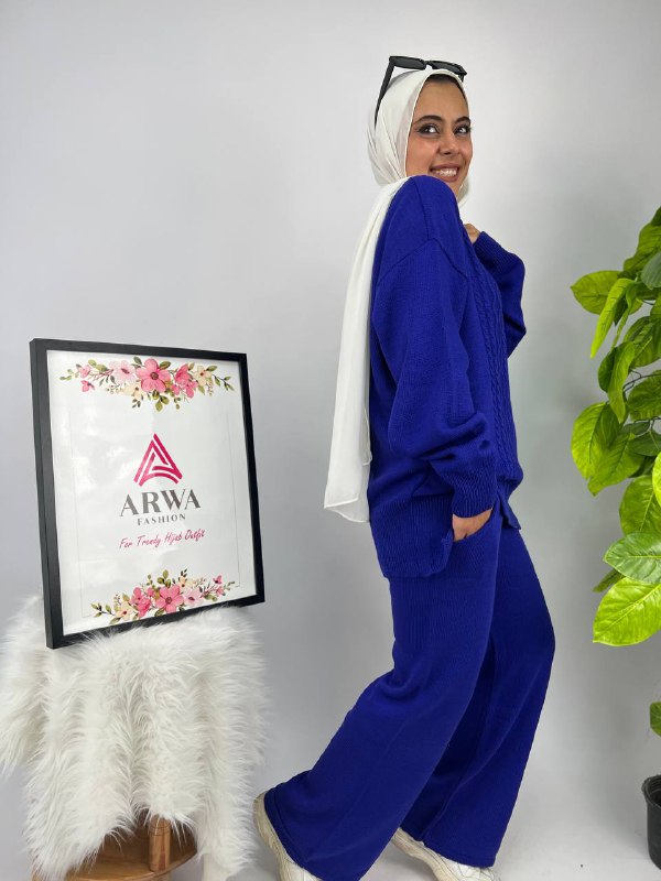 Half Neck Suit Plait